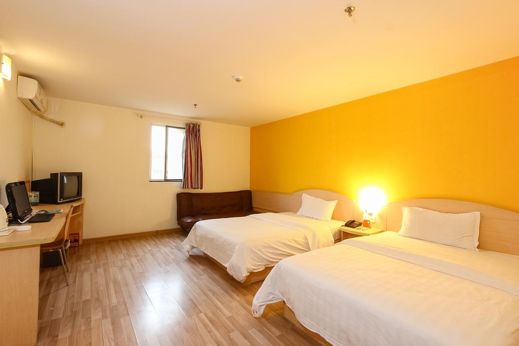 7Days Inn Guangzhou Shijing Jinbi Xincheng Exterior photo